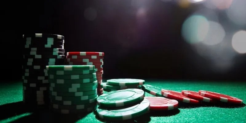 Viewing poker as strategic entertainment